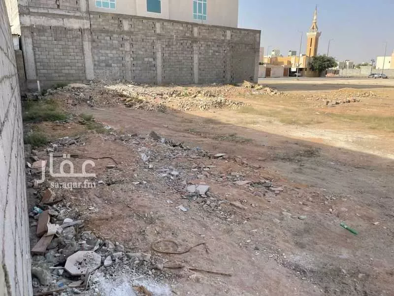 أرض 400 م² في الحائر 4