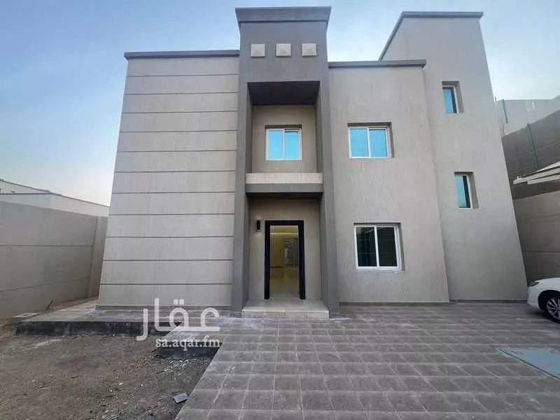 4 bedroom villa in Riyadh 5