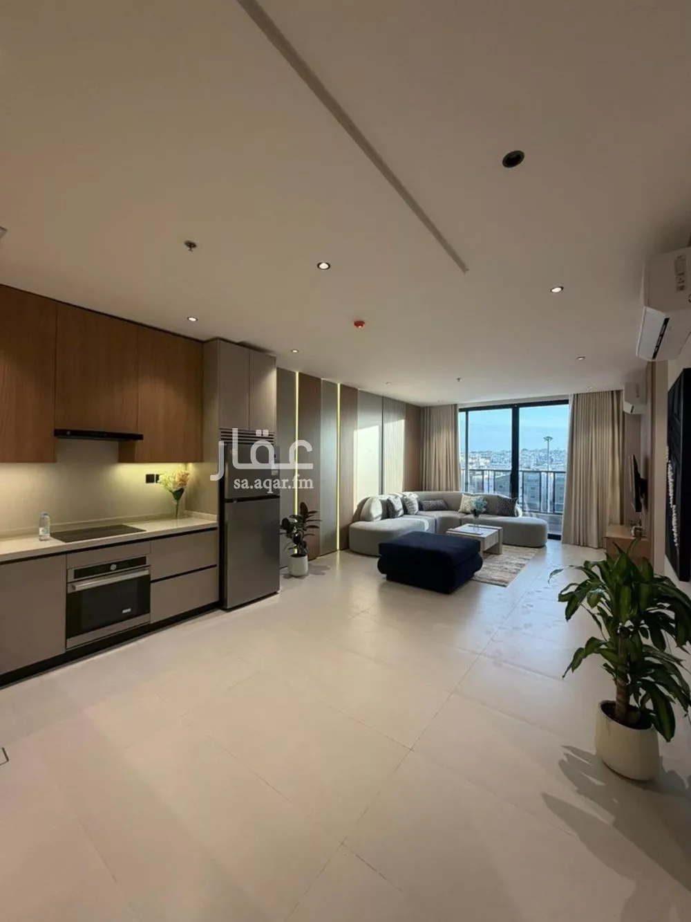 5 bedroom apartment in Al Qusur 2