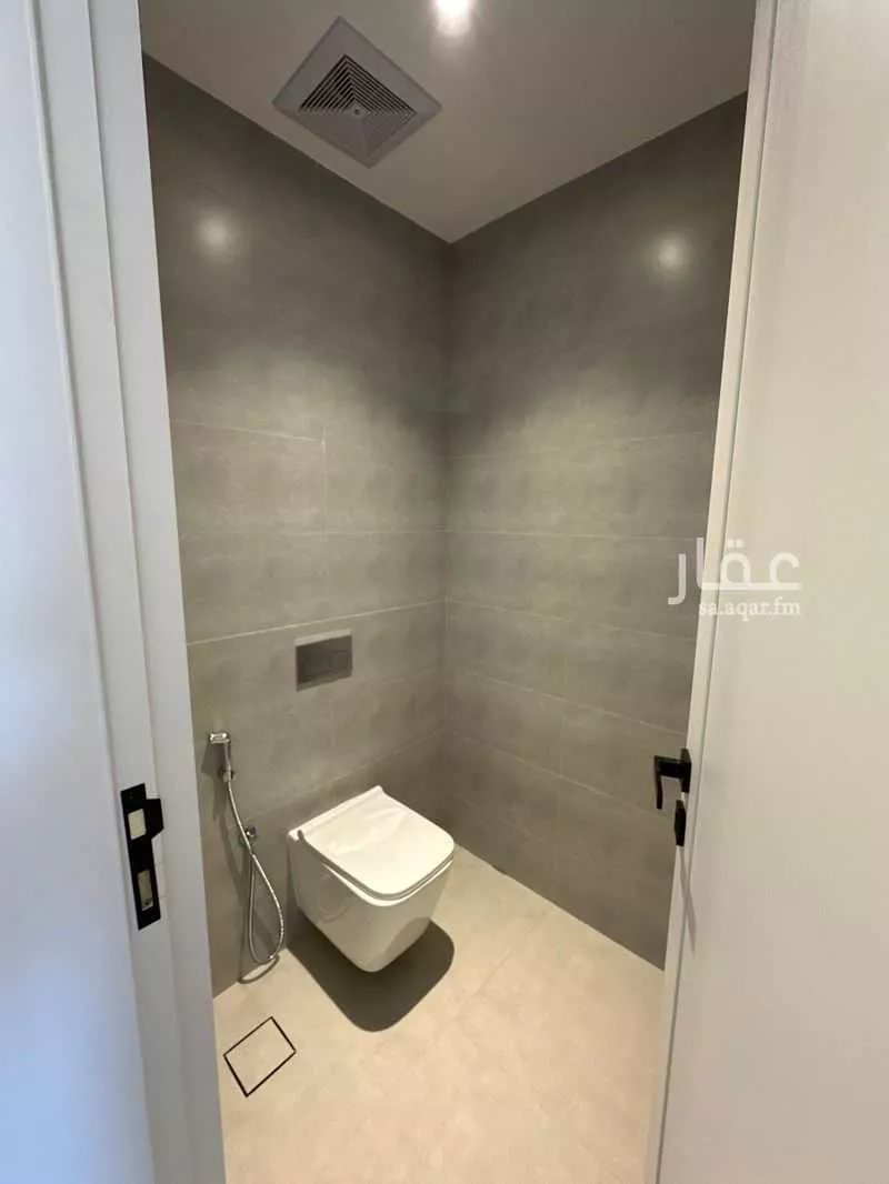 3 bedroom apartment in Al Bahr, Eastern Province 6