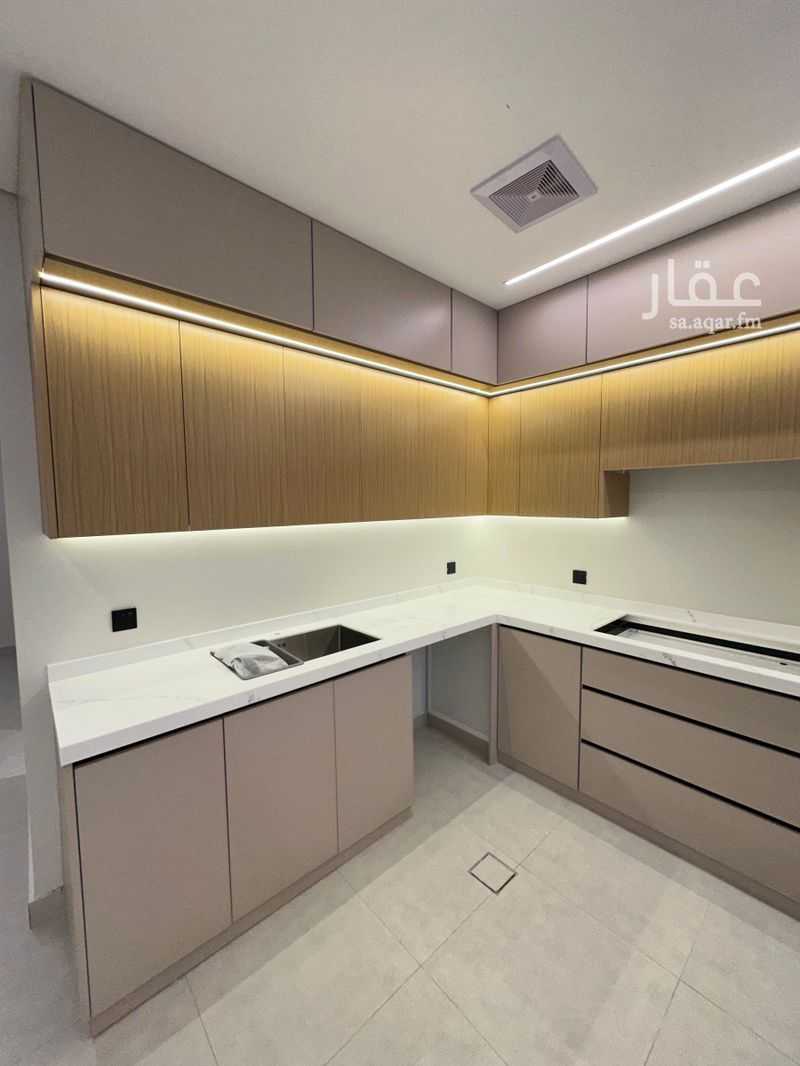3 bedroom apartment in Al Bahr, Eastern Province 6