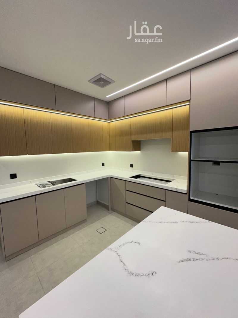 3 bedroom apartment in Al Bahr, Eastern Province 7