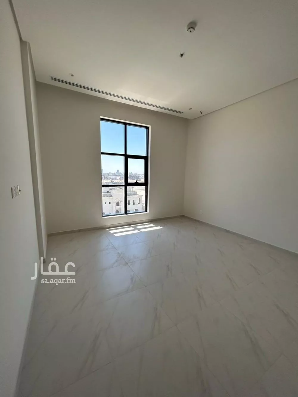 شقة 3 غرف في البحر 4