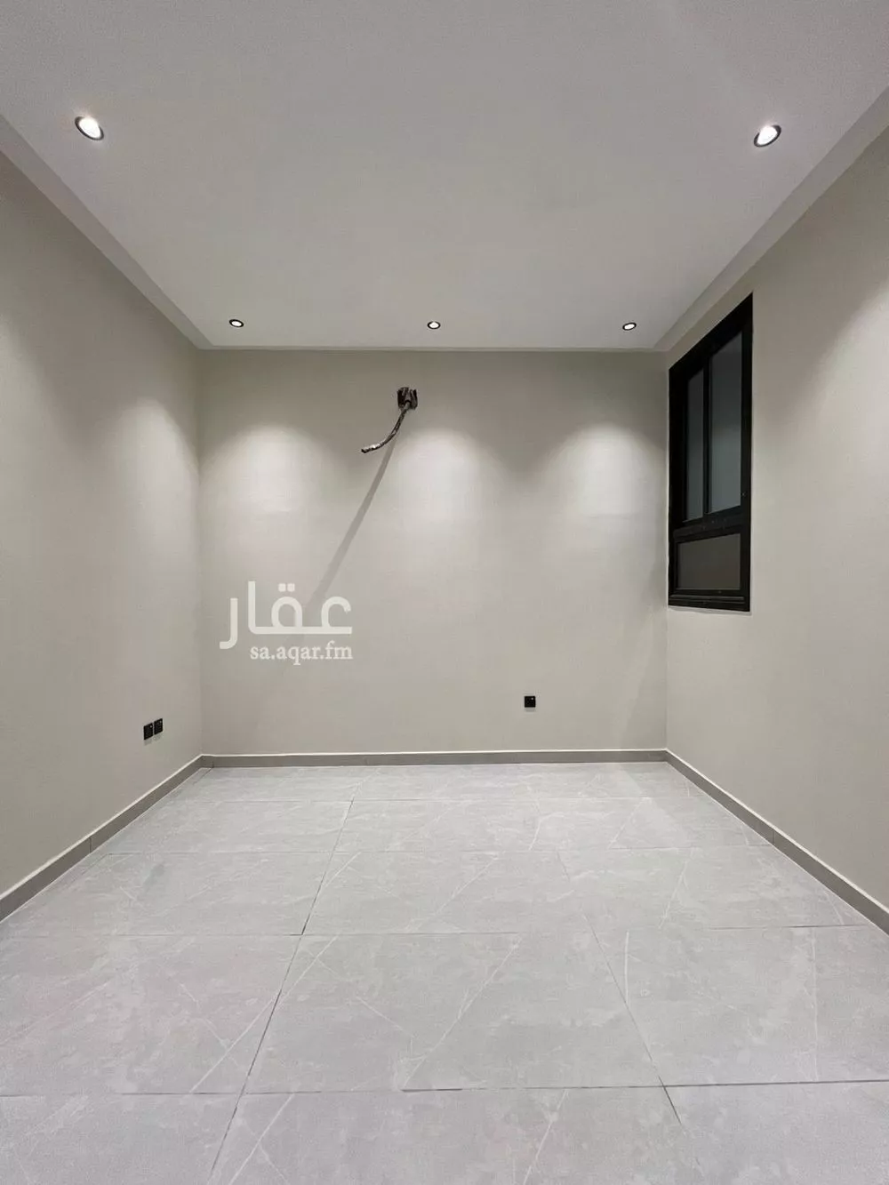 دور 3 غرف في العارض 4