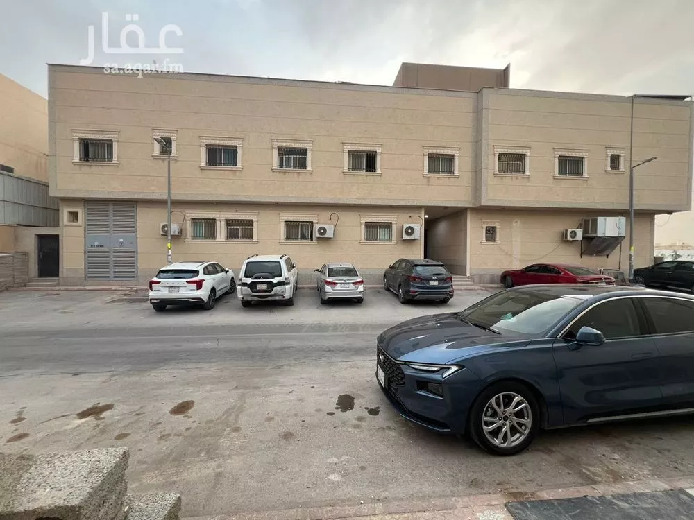 37 bedroom building in Qurtubah, Riyadh 7
