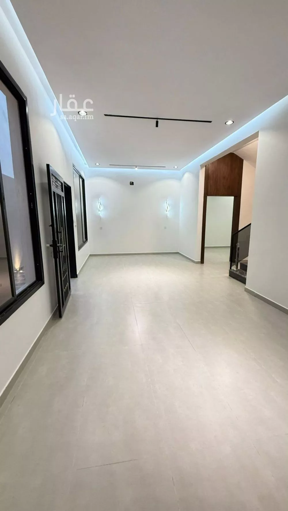 فيلا 9 غرف في العزيزية 2