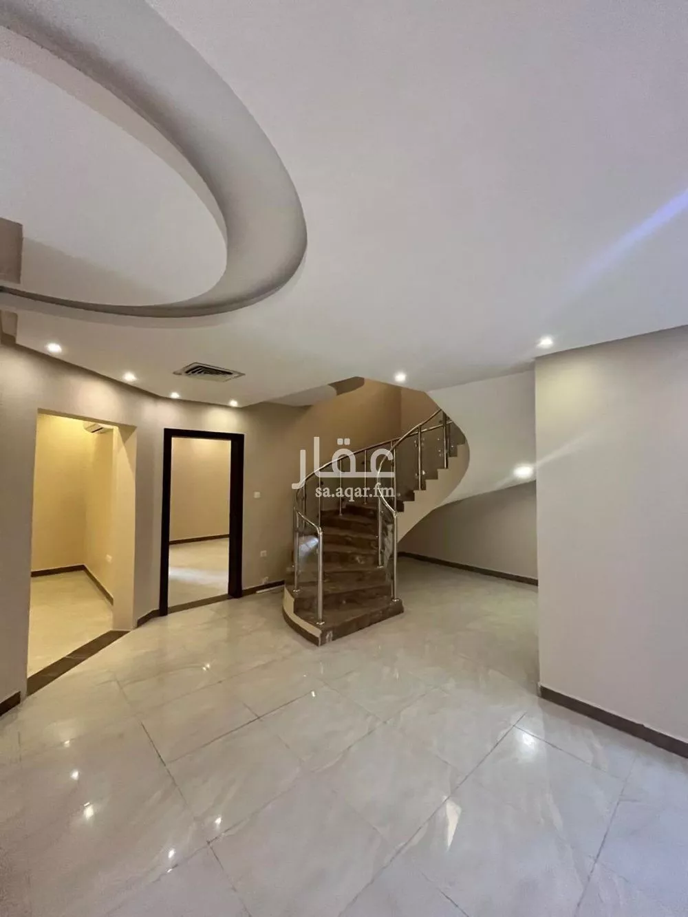 فيلا 6 غرف في الشعلة 5