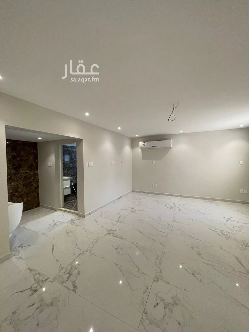 6 bedroom villa in Al Hizam Al Akhdar, Eastern Province 8