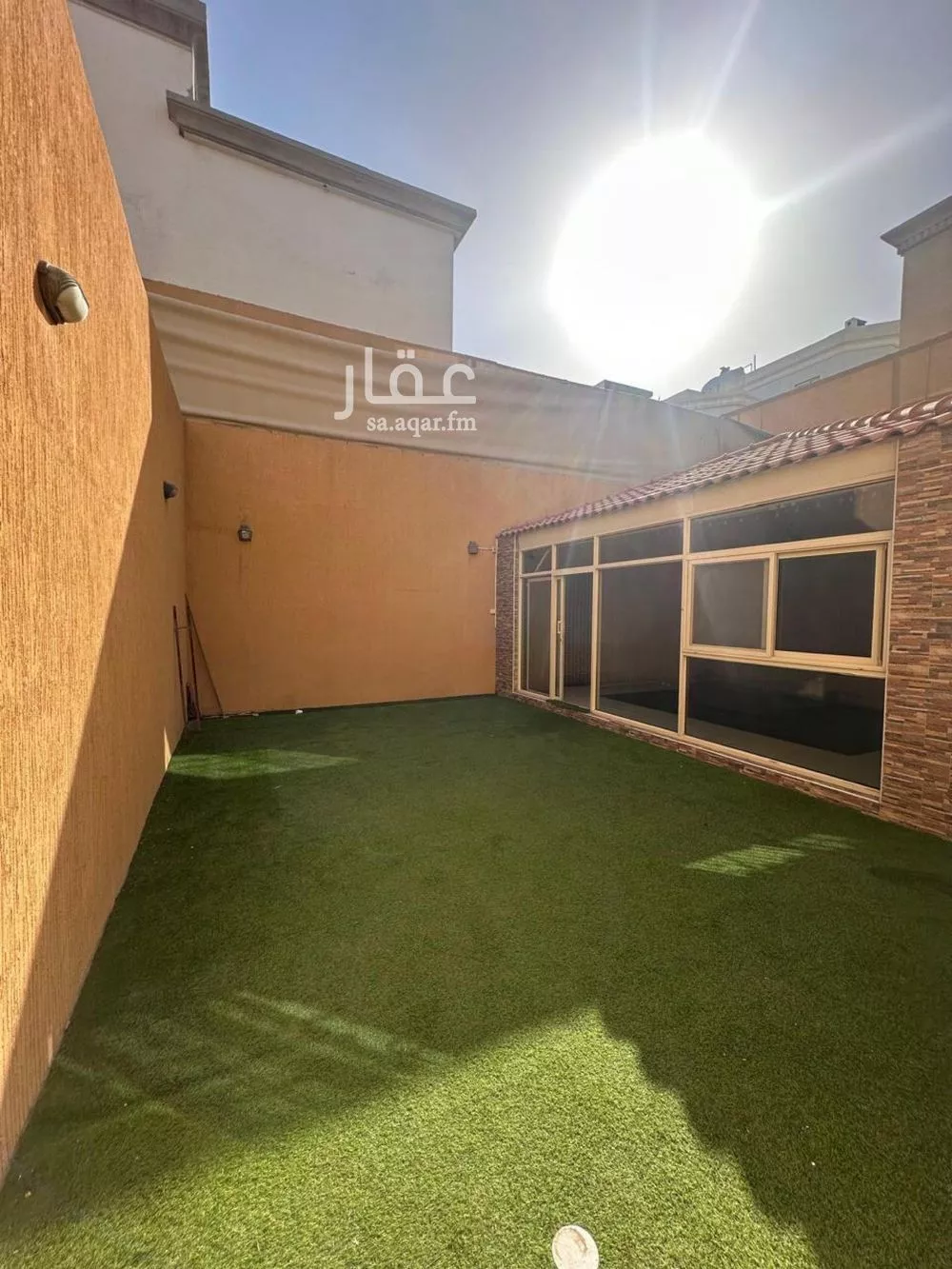 فيلا 8 غرف في الفيصلية 4