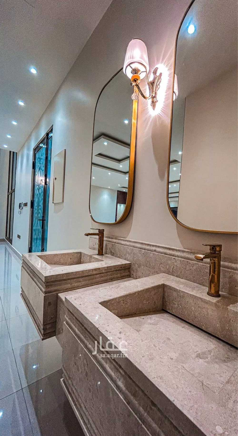 فيلا 6 غرف في البحر 2