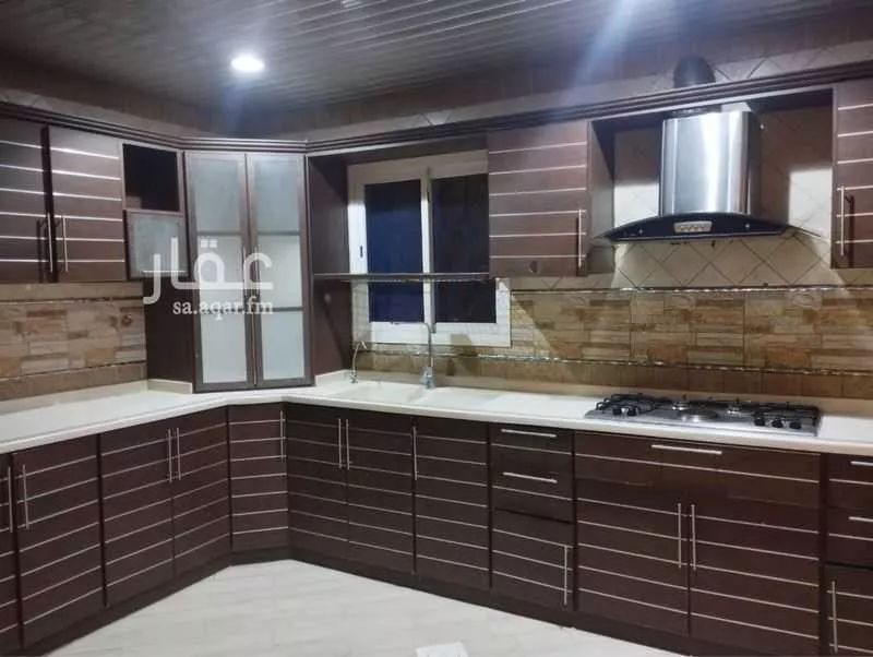 4 bedroom villa in Al Nuzhah, Riyadh 9