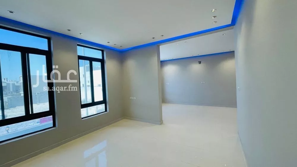 فيلا 12 غرف في طيبة 5