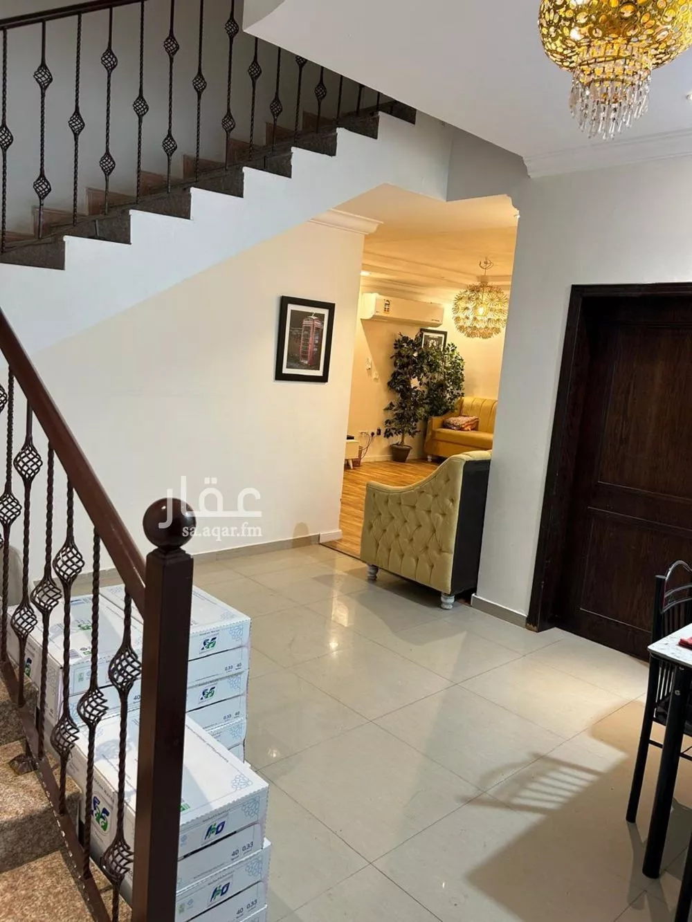 شقة 11 غرف في طيبة 5