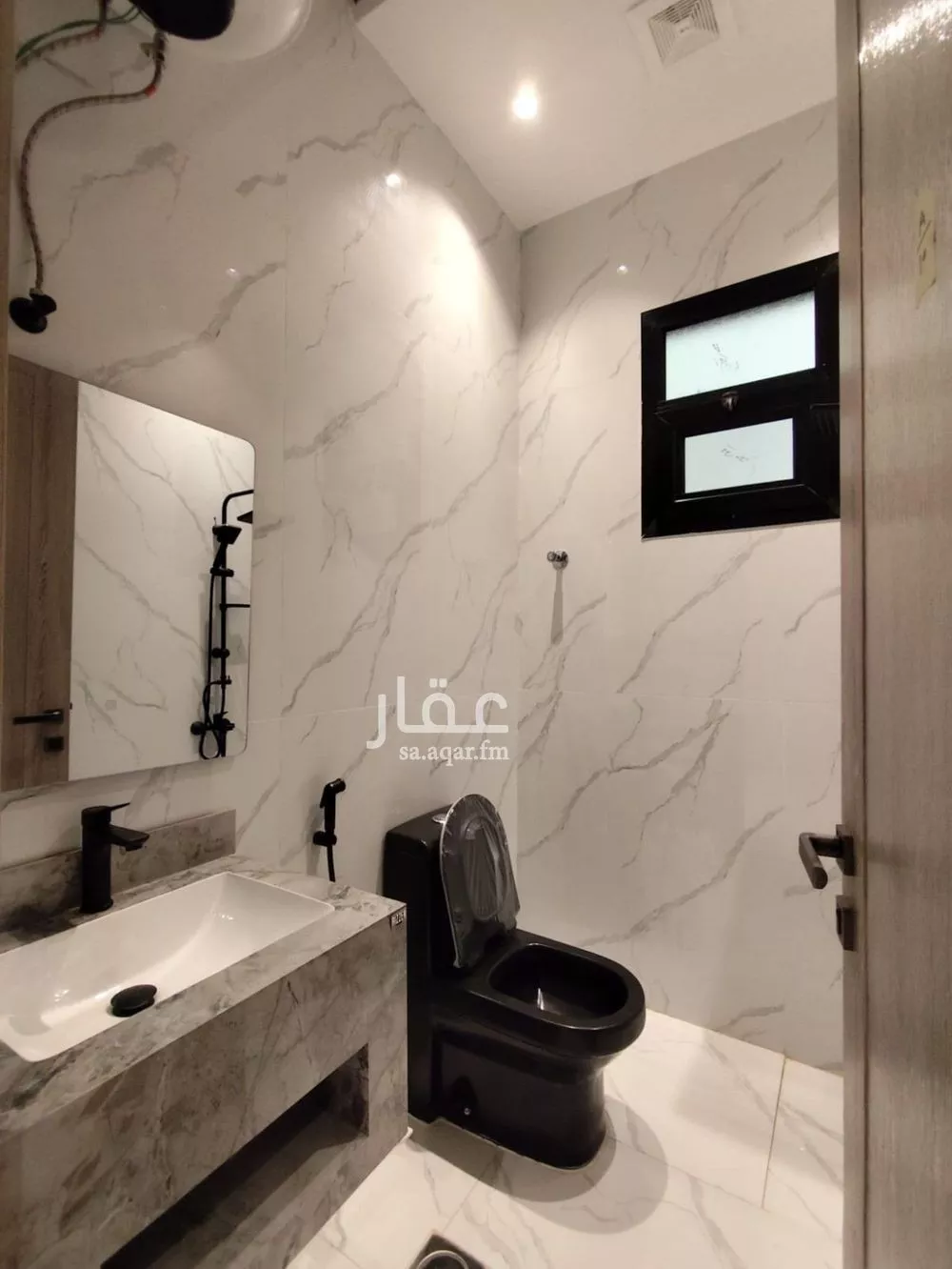 دور 6 غرف في ديراب 4