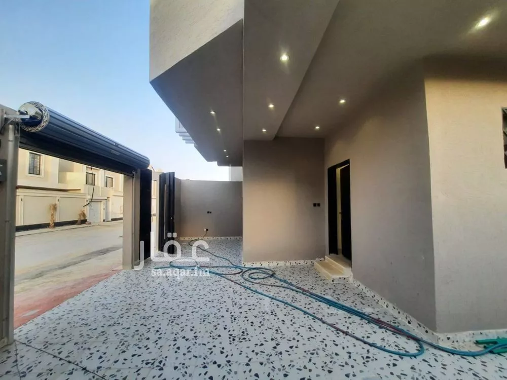 5 bedroom floor in Badr 5
