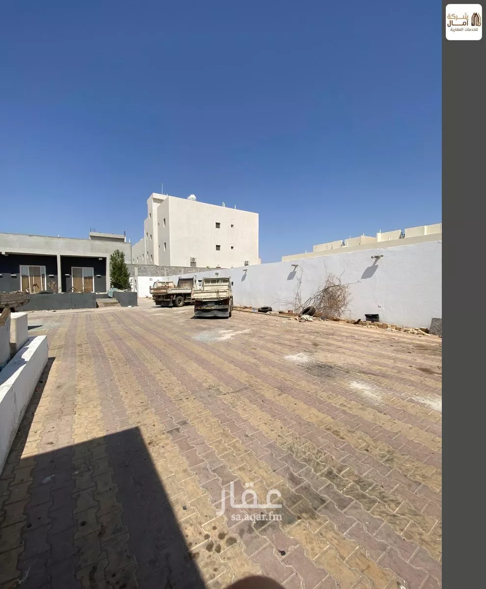 900 sqm land in Jeddah 3