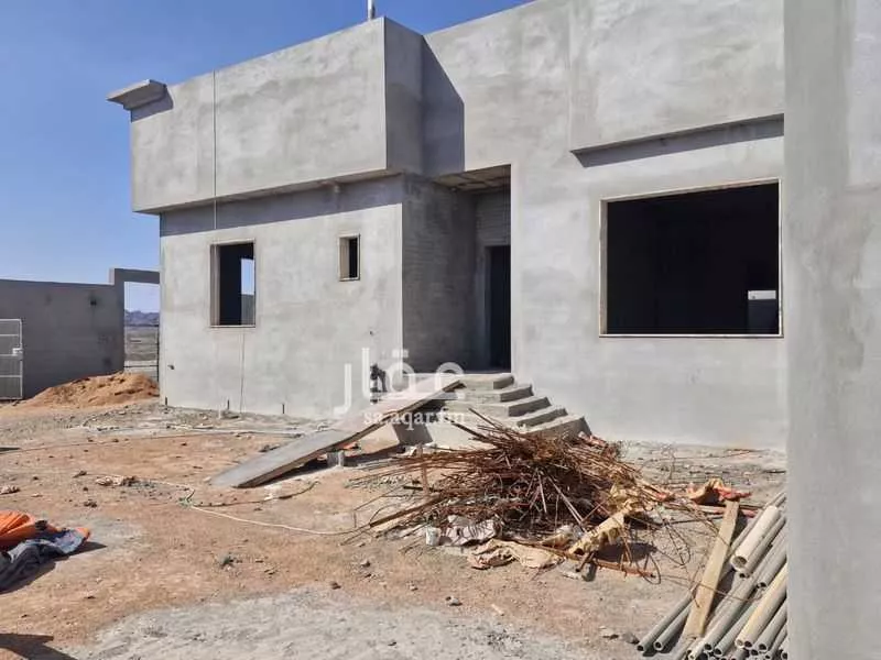 عمارة 814 م² في خاخ 4