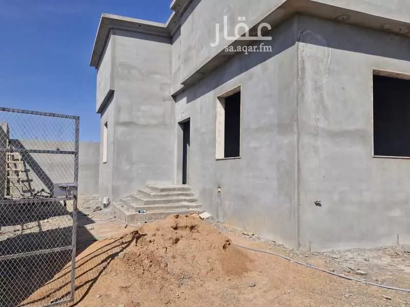 عمارة 814 م² في خاخ 5