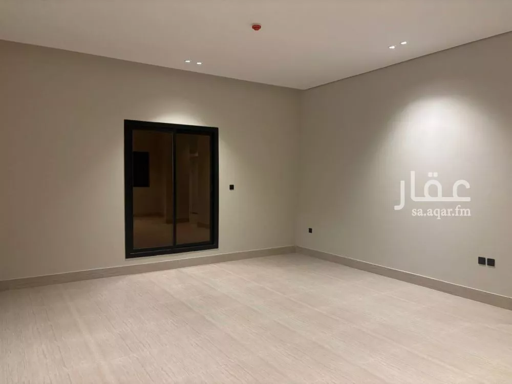 شقة 3 غرف في الرمال 2