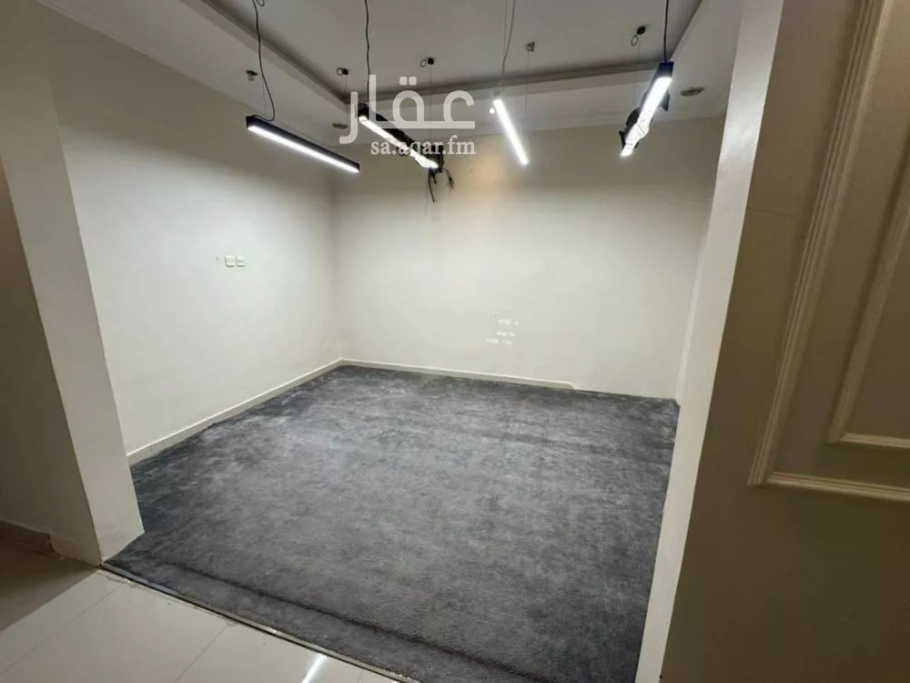 شقة 4 غرف في عرقة، الرياض 6