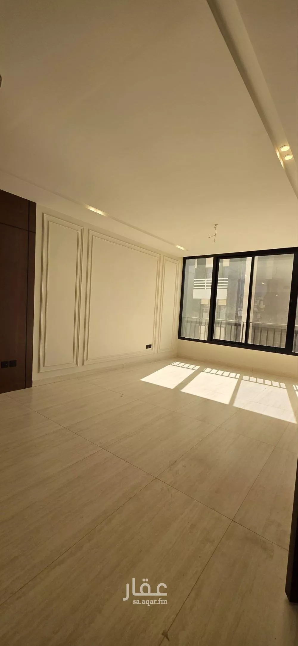 شقة 4 غرف في الروضة 3