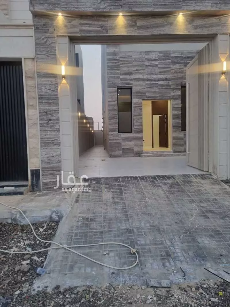 شقة 15 غرف في بنبان 4