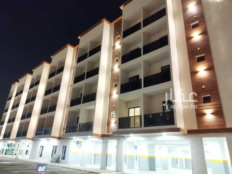 شقة 4 غرف في الحمرا 1