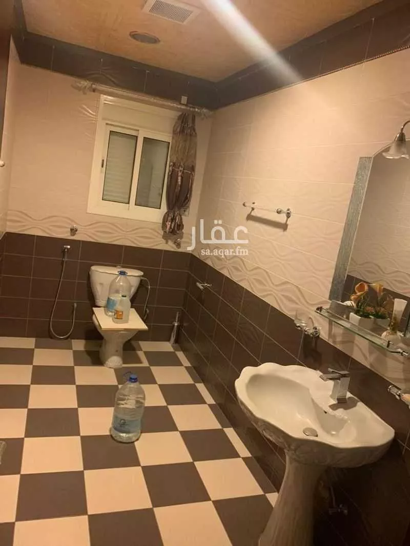 عمارة 625 م² في التنعيم 4