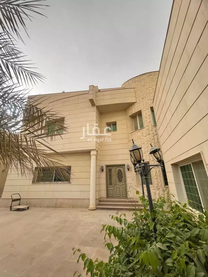 فيلا 7 غرف في الواحة 2