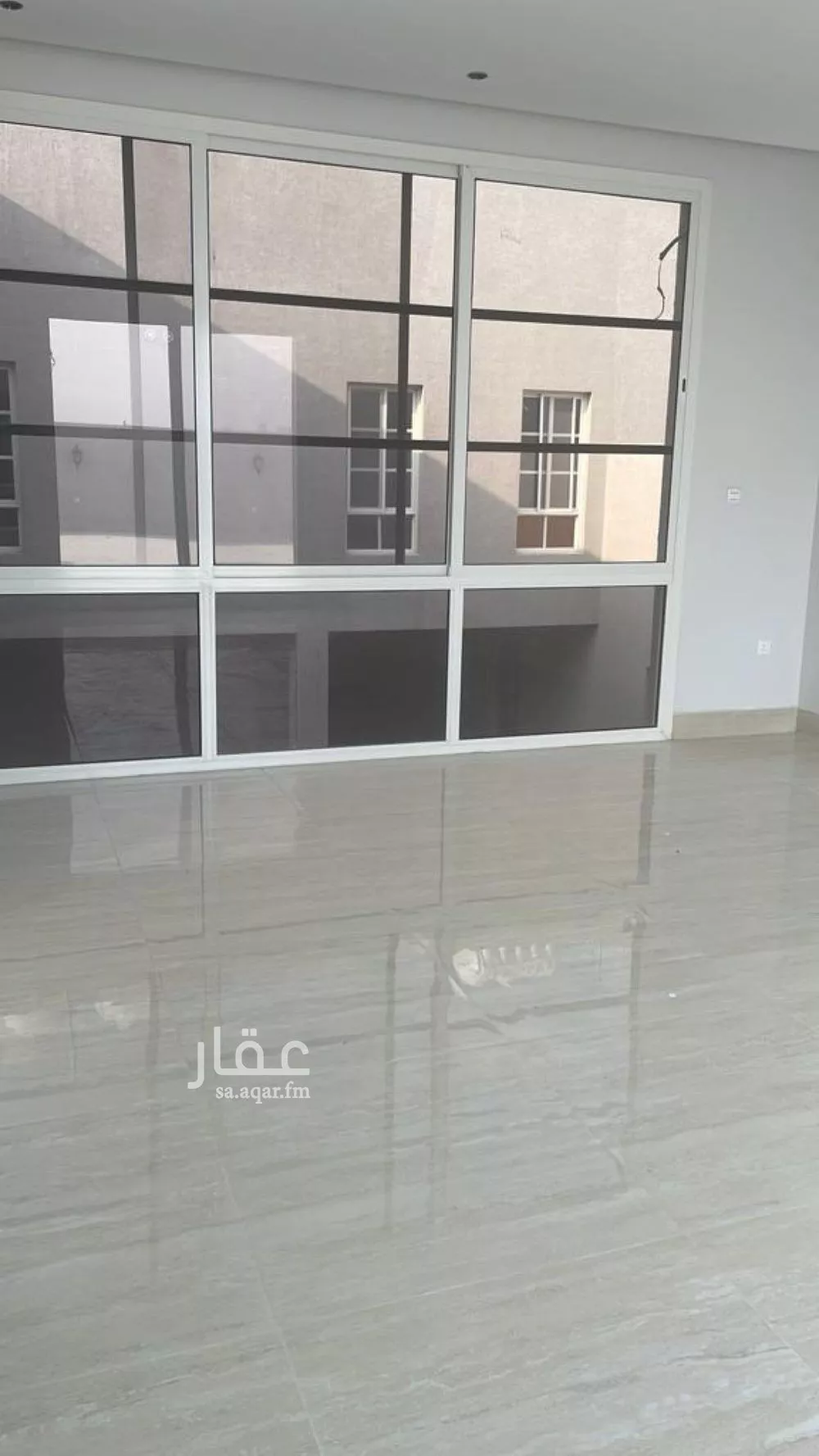 شقة 3 غرف في الملقا 1