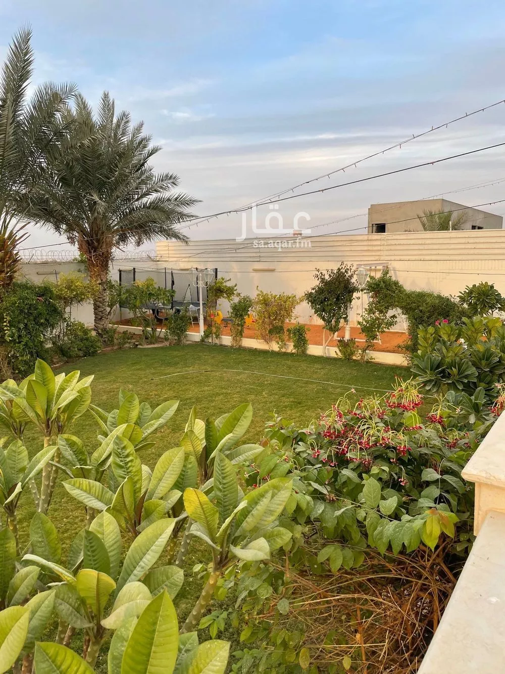 أرض 1108 م² في الغنامية 2