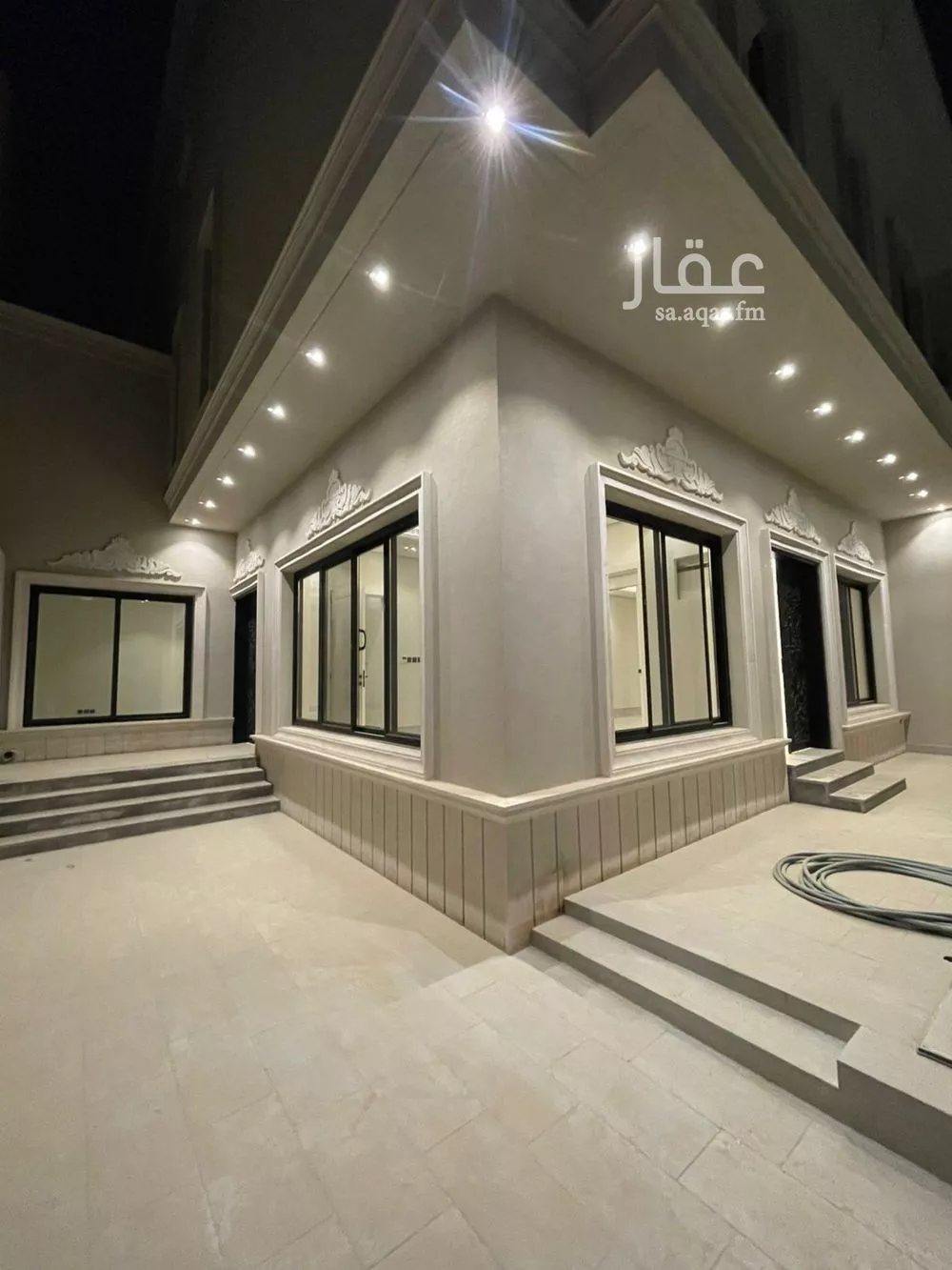 فيلا 6 غرف في النرجس 3