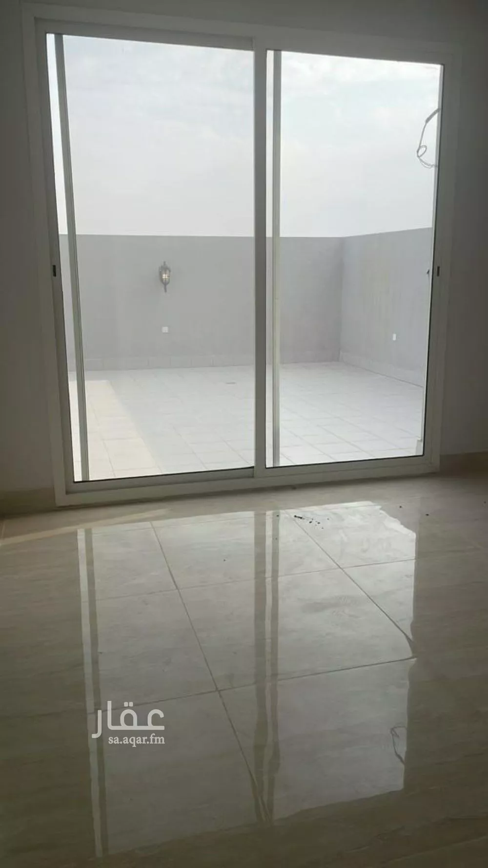 شقة 3 غرف في الملقا 3