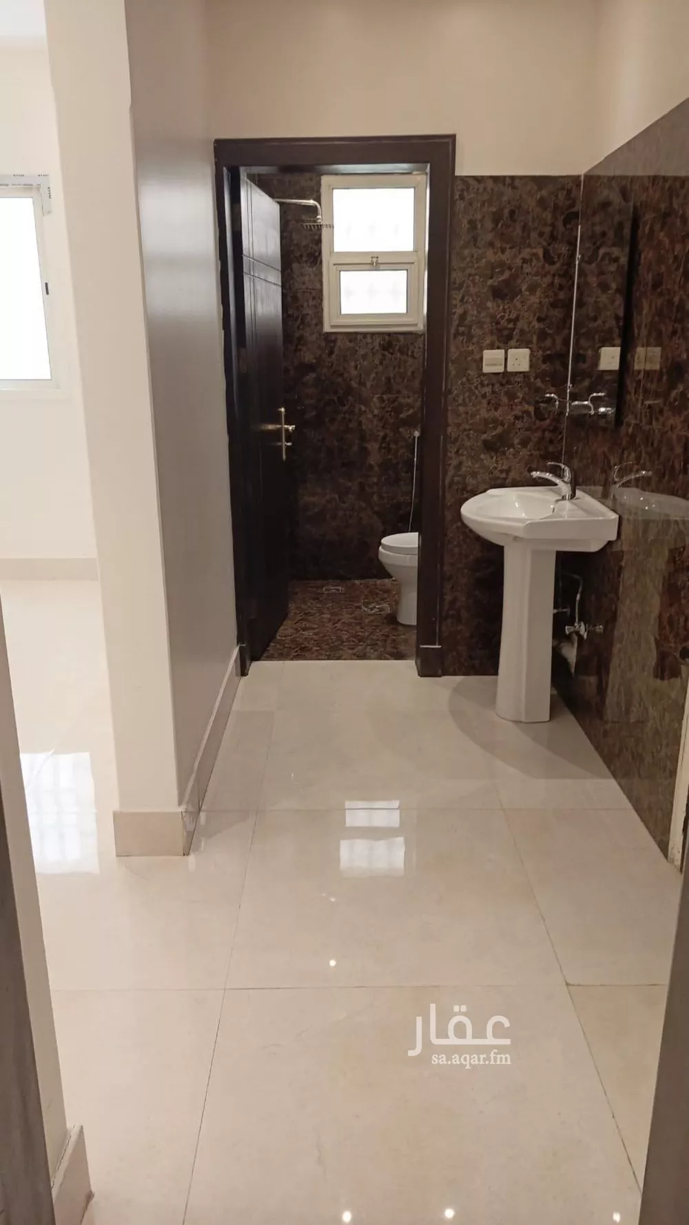 شقة 4 غرف في النرجس 4