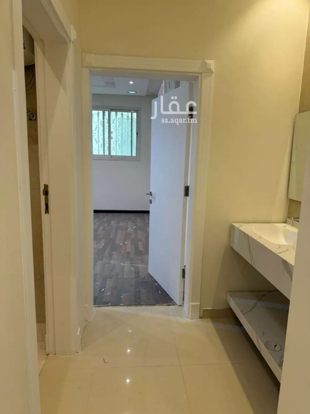 دور 4 غرف في النرجس 5