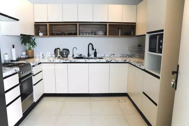 3 bedroom apartment in Hittin 2