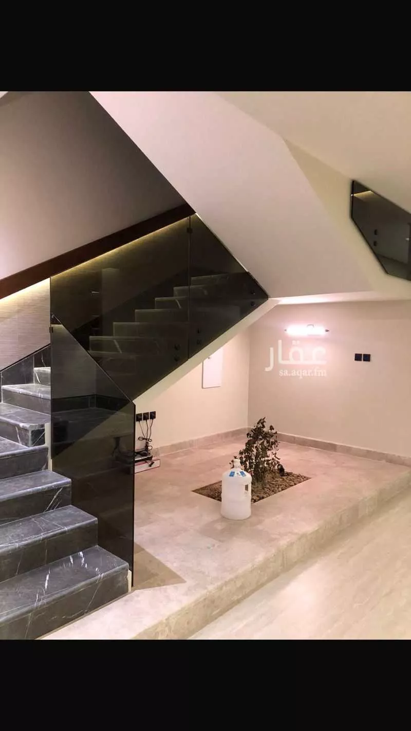 فيلا 9 غرف في المهدية 4