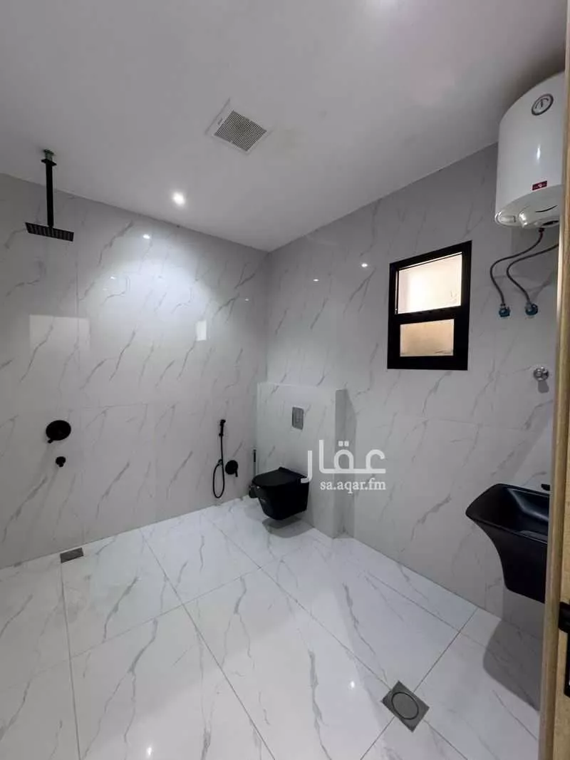 5 bedroom villa in Al Uraija Al Gharbiyah, Riyadh 4