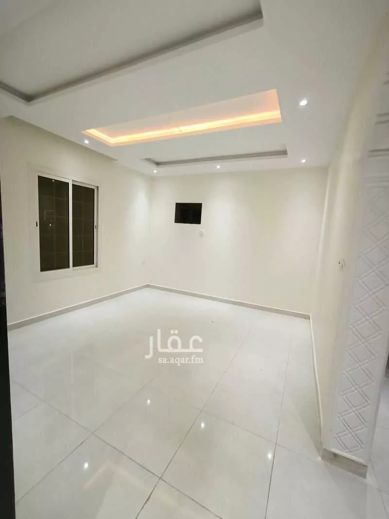 6 bedroom apartment in Muraykh 4