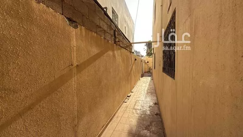 8 bedroom villa in East Beach, Eastern Province 5