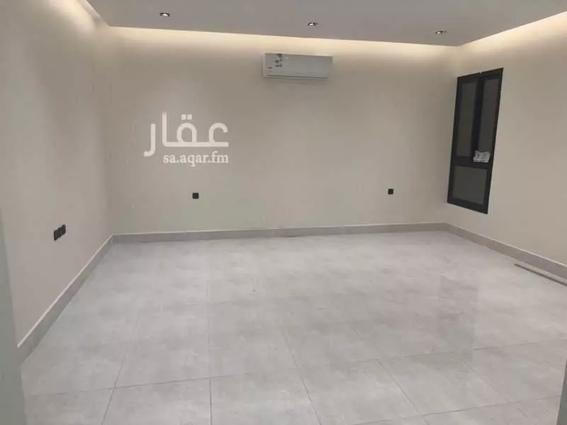 شقة 3 غرف في الحمرا 5