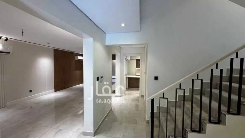 فيلا 6 غرف في النرجس 4