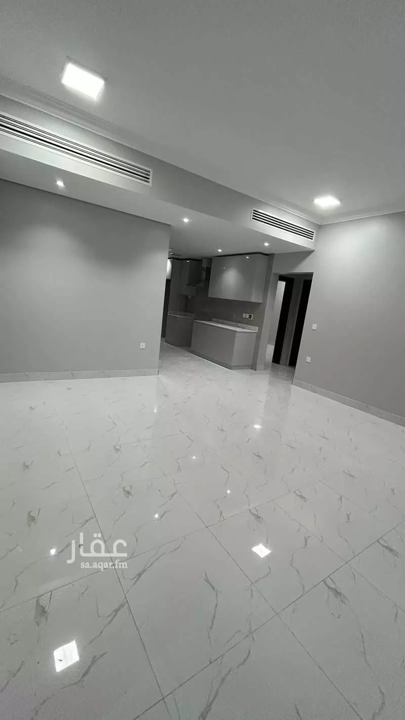 4 bedroom apartment in Al Rawabi, Eastern Province 4