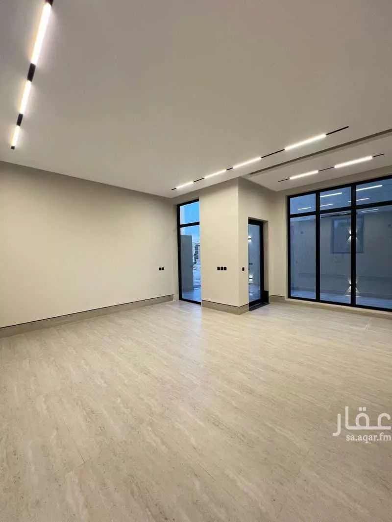 فيلا 5 غرف في العارض 2