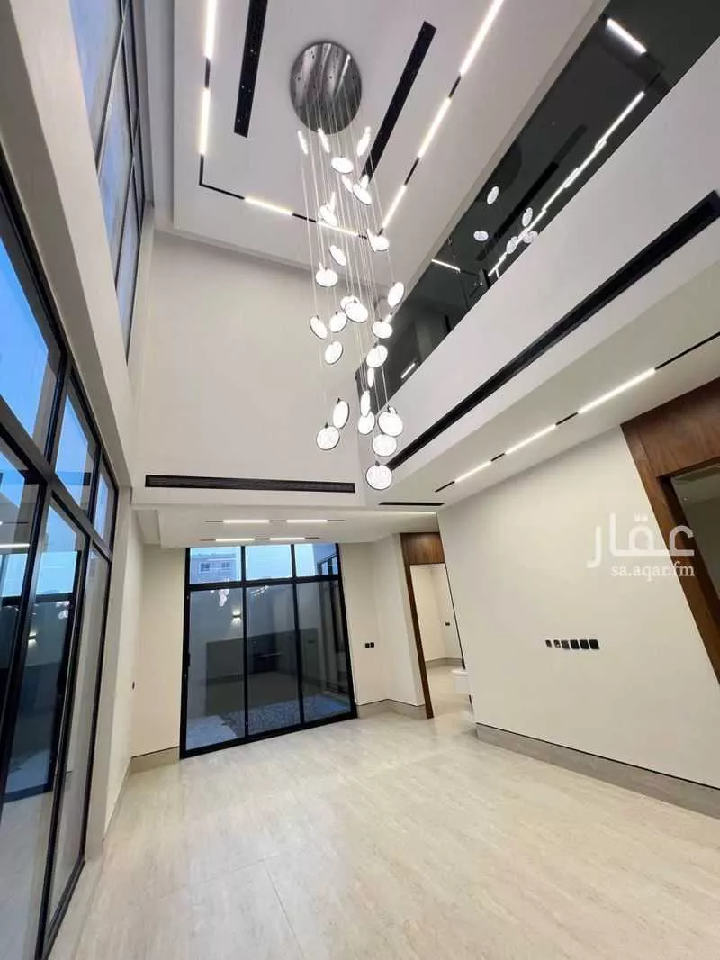 فيلا 5 غرف في العارض 4