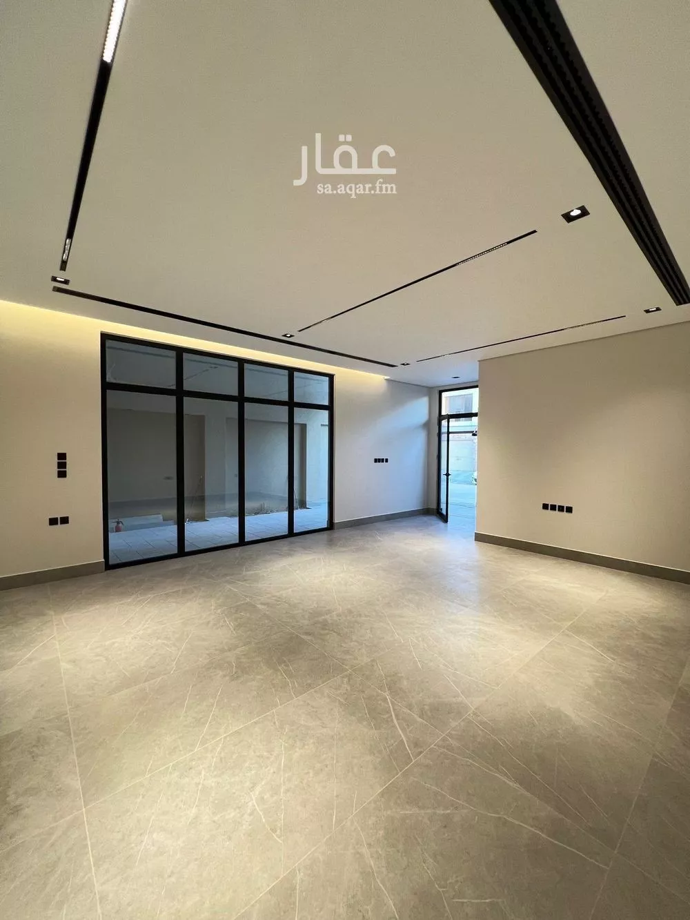 فيلا 5 غرف في النرجس 1