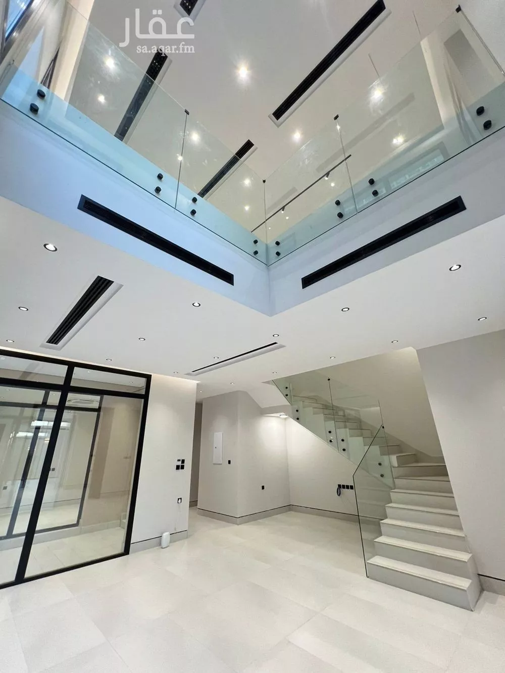 فيلا 5 غرف في النرجس 5