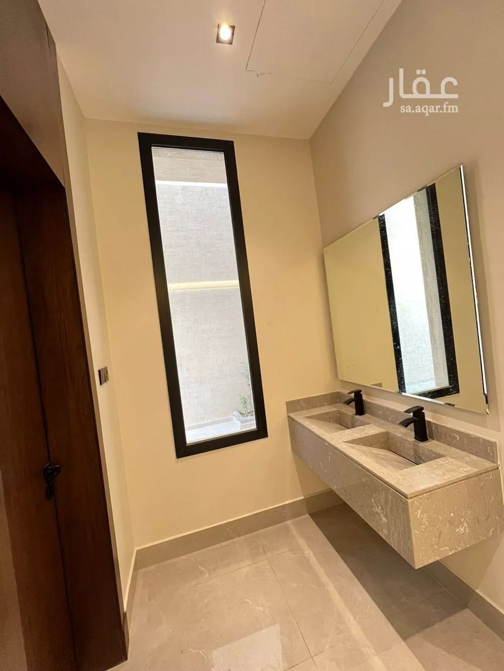 فيلا 5 غرف في النرجس 3