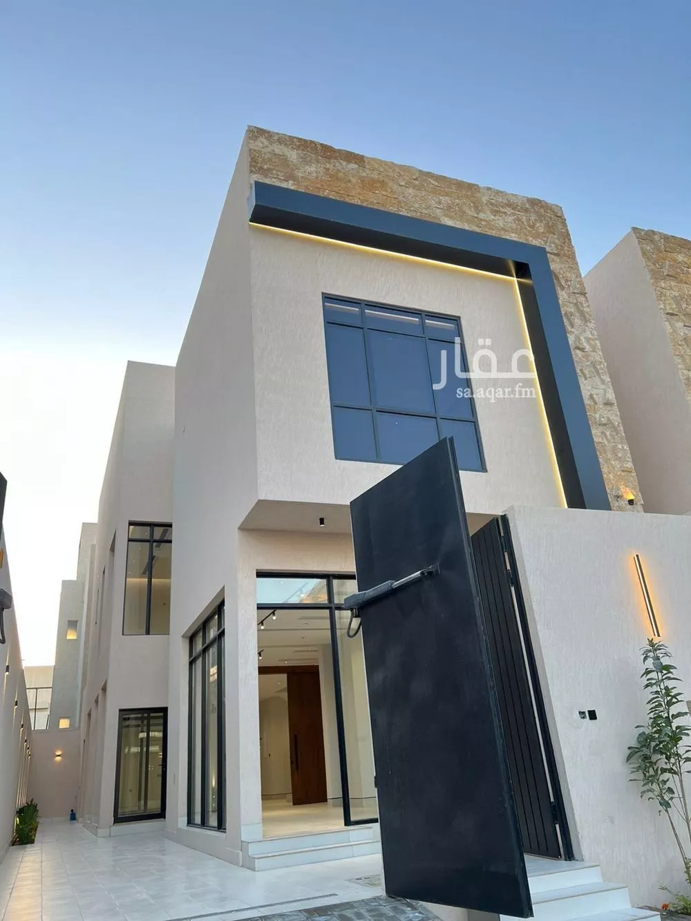 فيلا 5 غرف في النرجس 1