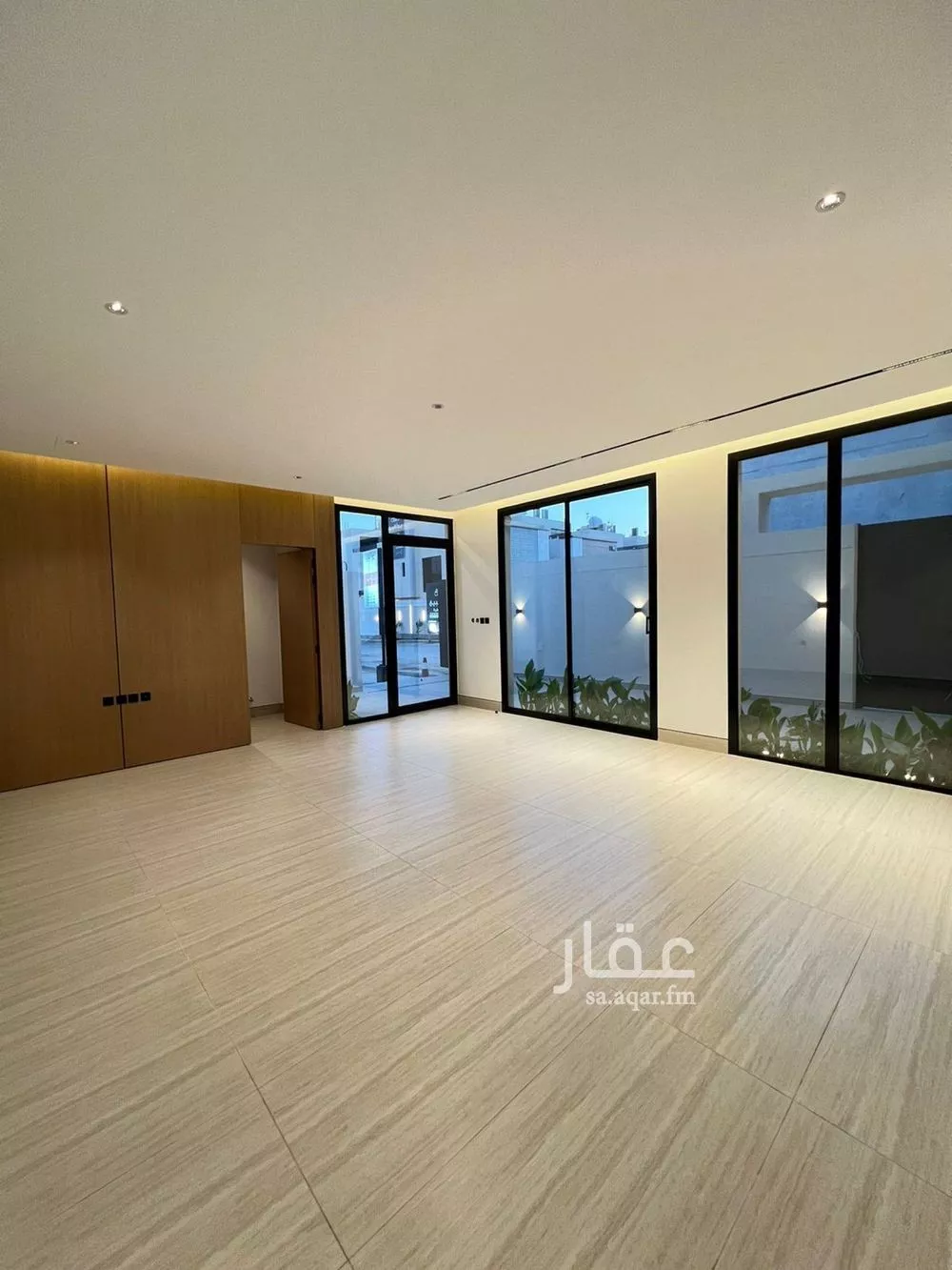 فيلا 5 غرف في النرجس 2